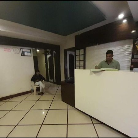 Hotel Sai Ganesh Lodging & Boarding By Wb Inn Titwala Exteriér fotografie