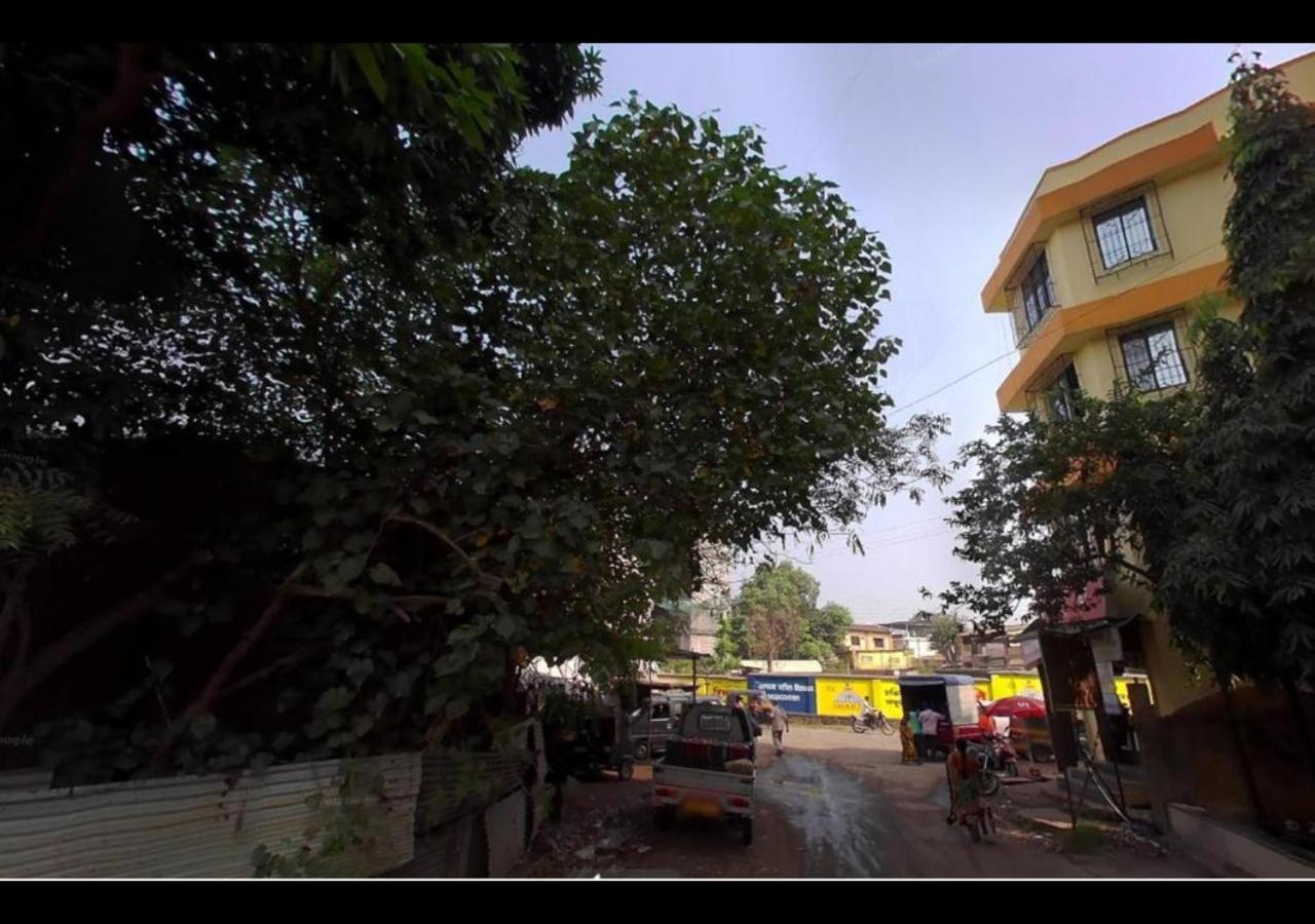 Hotel Sai Ganesh Lodging & Boarding By Wb Inn Titwala Exteriér fotografie