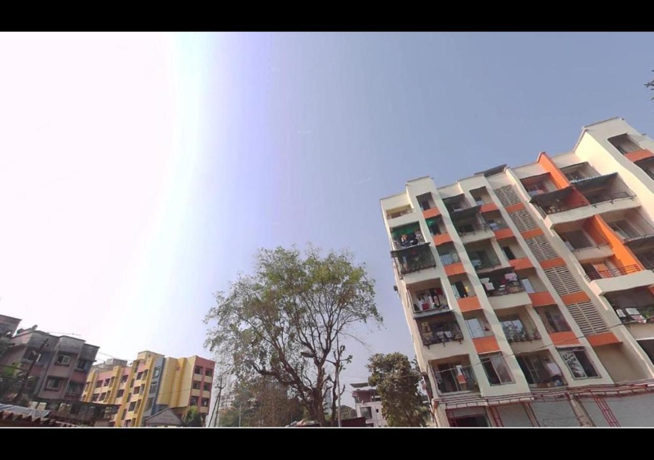 Hotel Sai Ganesh Lodging & Boarding By Wb Inn Titwala Exteriér fotografie